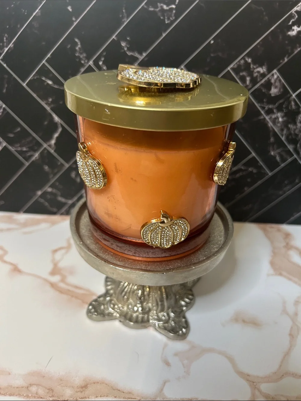 Enchantè Maison Des Bougies Parfumèe Pumpkin spice candle 13oz